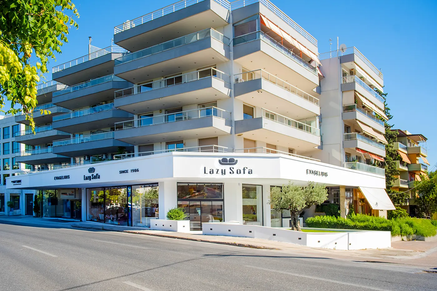 Μαρούσι - Η εταιρία-Έπιπλα Lazy Sofa