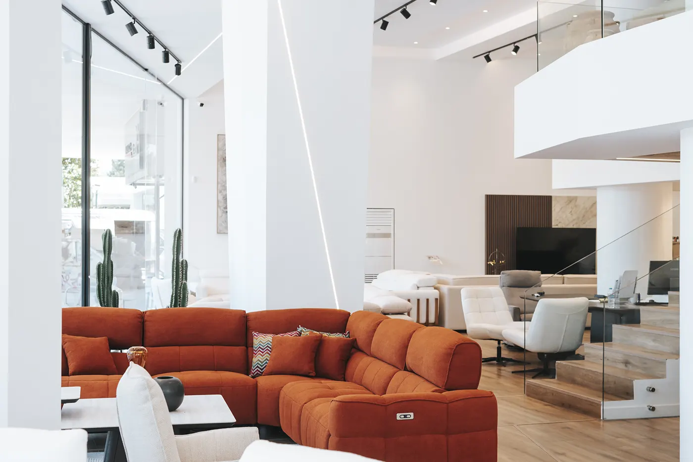 Η εταιρία-Έπιπλα Lazy Sofa